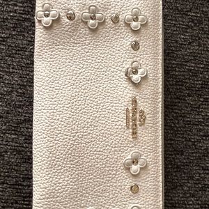 Coach Zippy daisy studded purse
